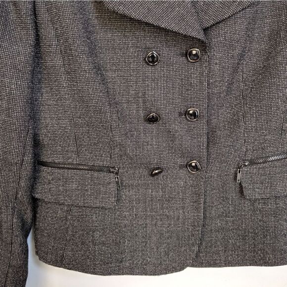 Tahari Gray 100% Wool Career Blazer 6 Button Pockets Lined Women’s Size 8 Medium - Picture 4 of 7